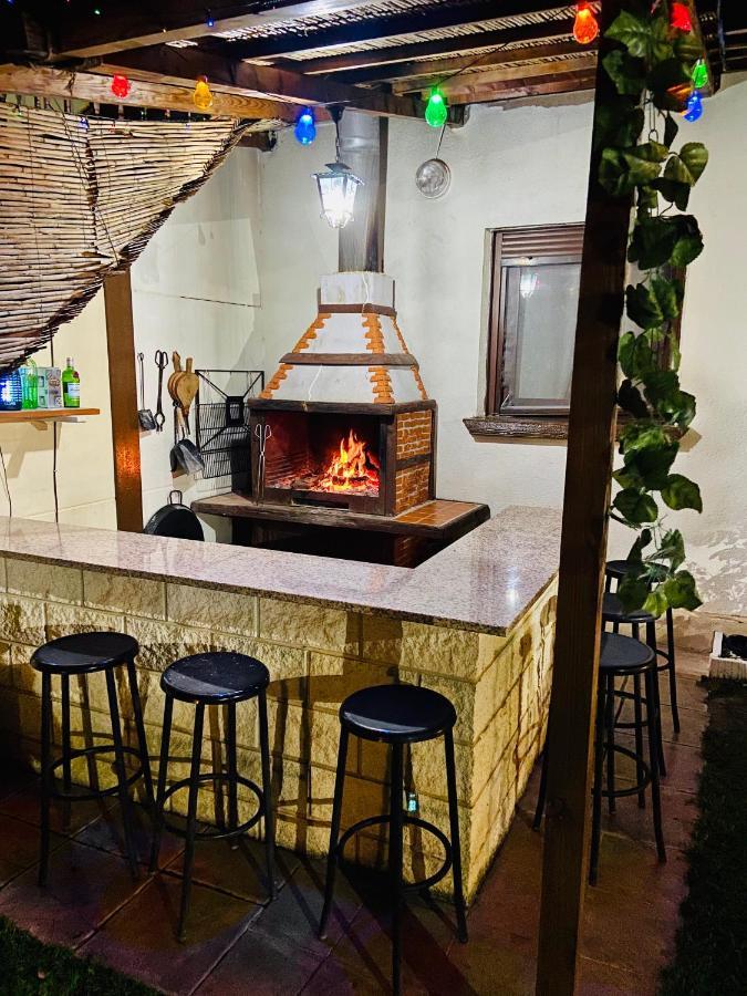Вилла Casa De Pura Cepa Аргамасилья-де-Альба Экстерьер фото